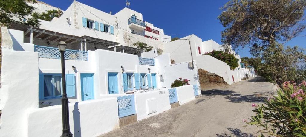 Asvestoti Mesonettes Blue Light Σιελ Μεζονετεs Hotell Pera Gyalos Exteriör bild