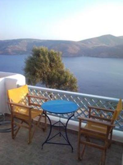 Asvestoti Mesonettes Blue Light Σιελ Μεζονετεs Hotell Pera Gyalos Exteriör bild